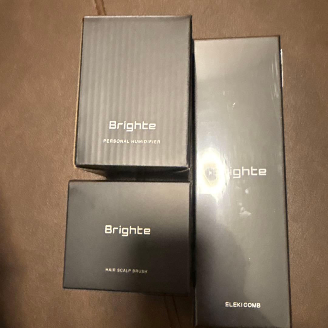 BLight エレキコーム・パーソナル加湿器(非売)・ヘアスカルプブラシ