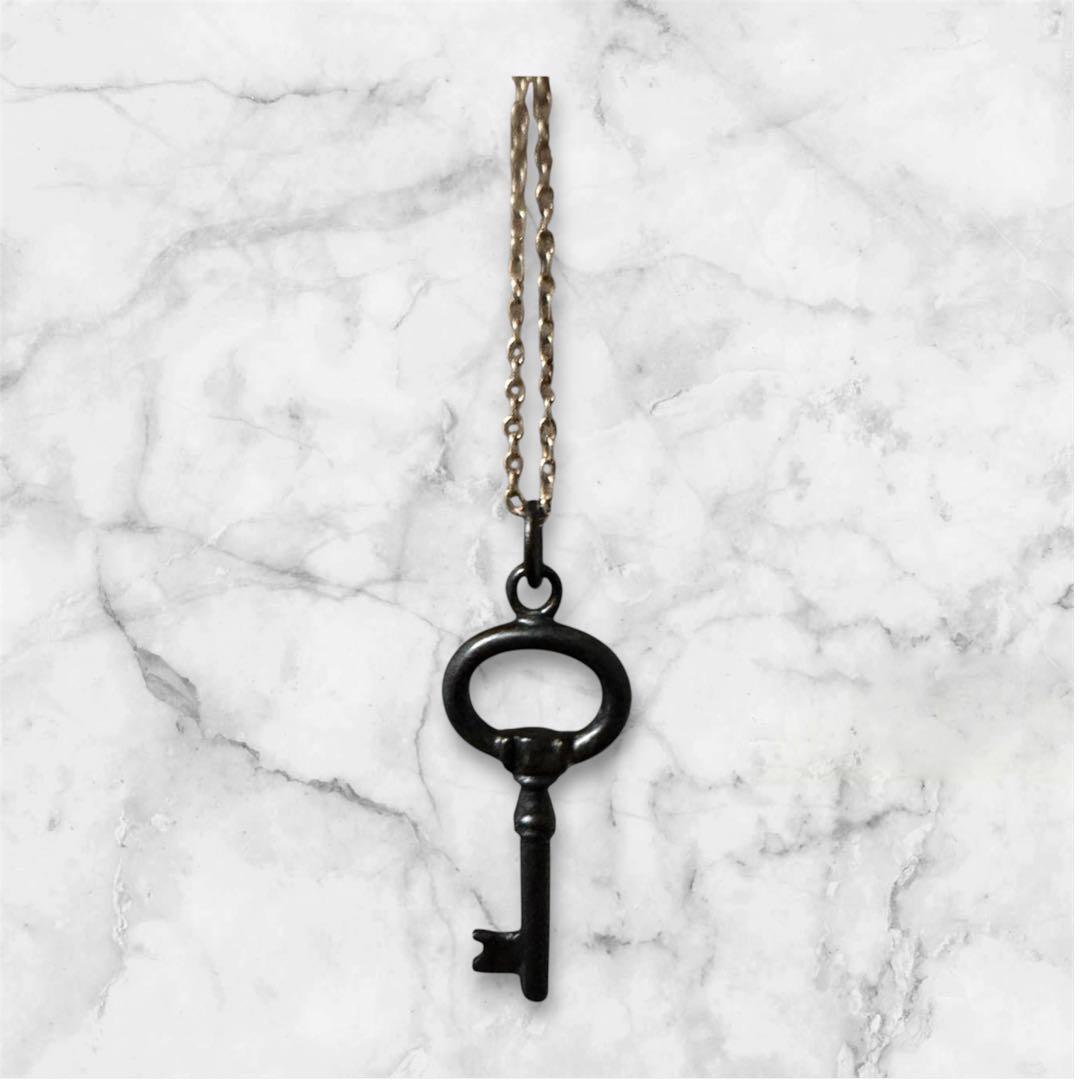 美品⭐️ Tiffany & Co. ブラックキー型ネックレス