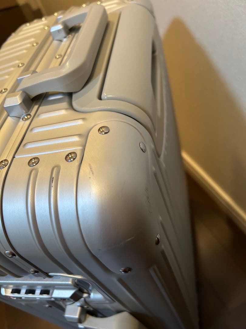 メルセデスベンツ　ノベルティ　キャリーケース 32L （機内持ち込み可 ）4輪