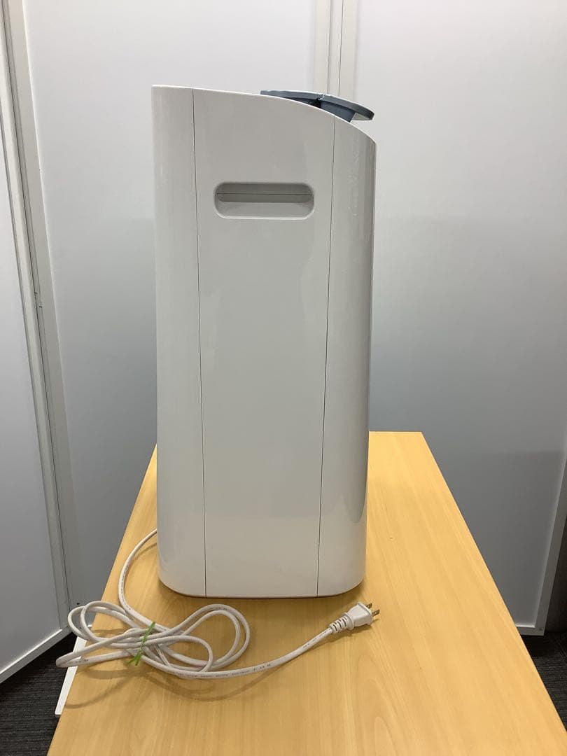 シャープ 空気清浄除湿機 CV-EF120-W 2015年製 衣類乾燥