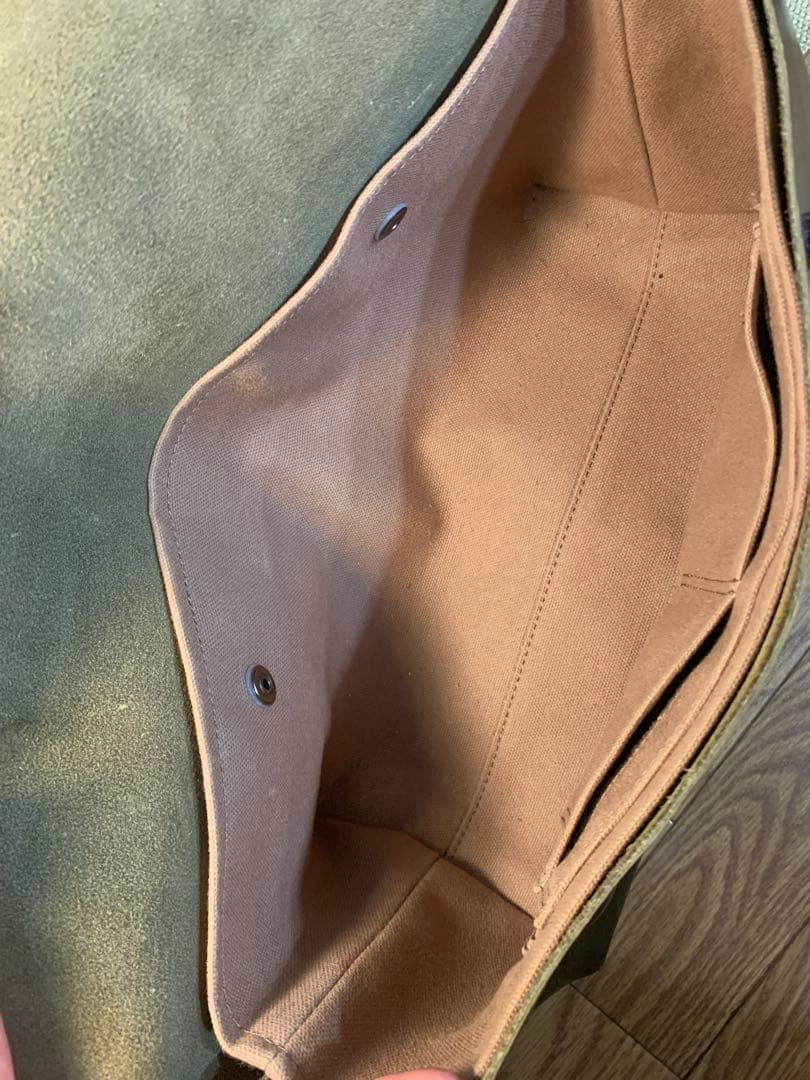 uni&co レザーメッセンジャーバッグ 深緑 カーキ ユニアンドコー ②