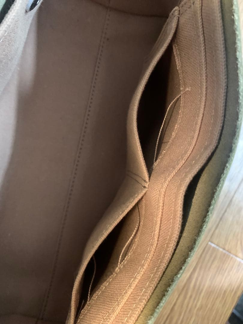 uni&co レザーメッセンジャーバッグ 深緑 カーキ ユニアンドコー ②