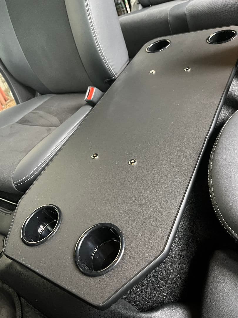 ハイエース　200系　ナロー標準　センターコンソール　フラットテーブル　ロング黒