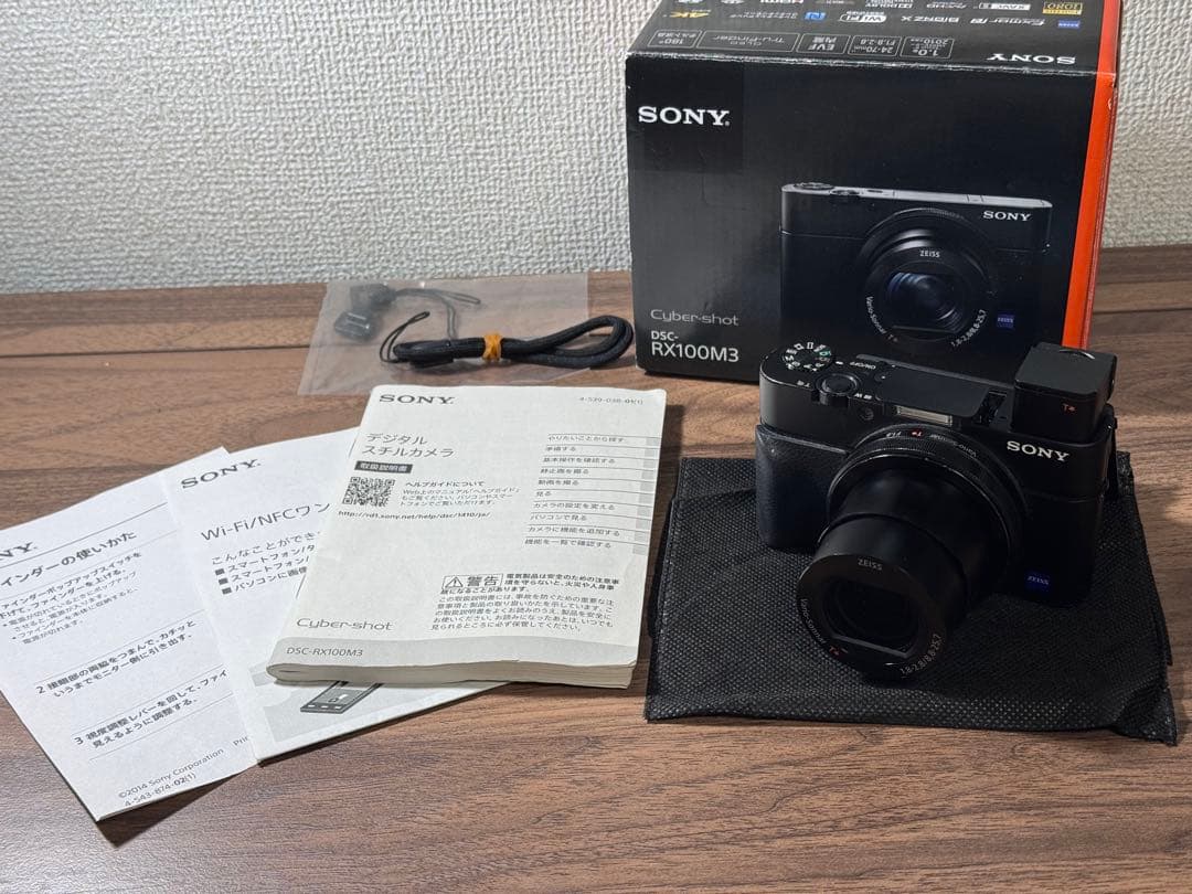 デジタルカメラ SONY Cyber-shot RX100M3
