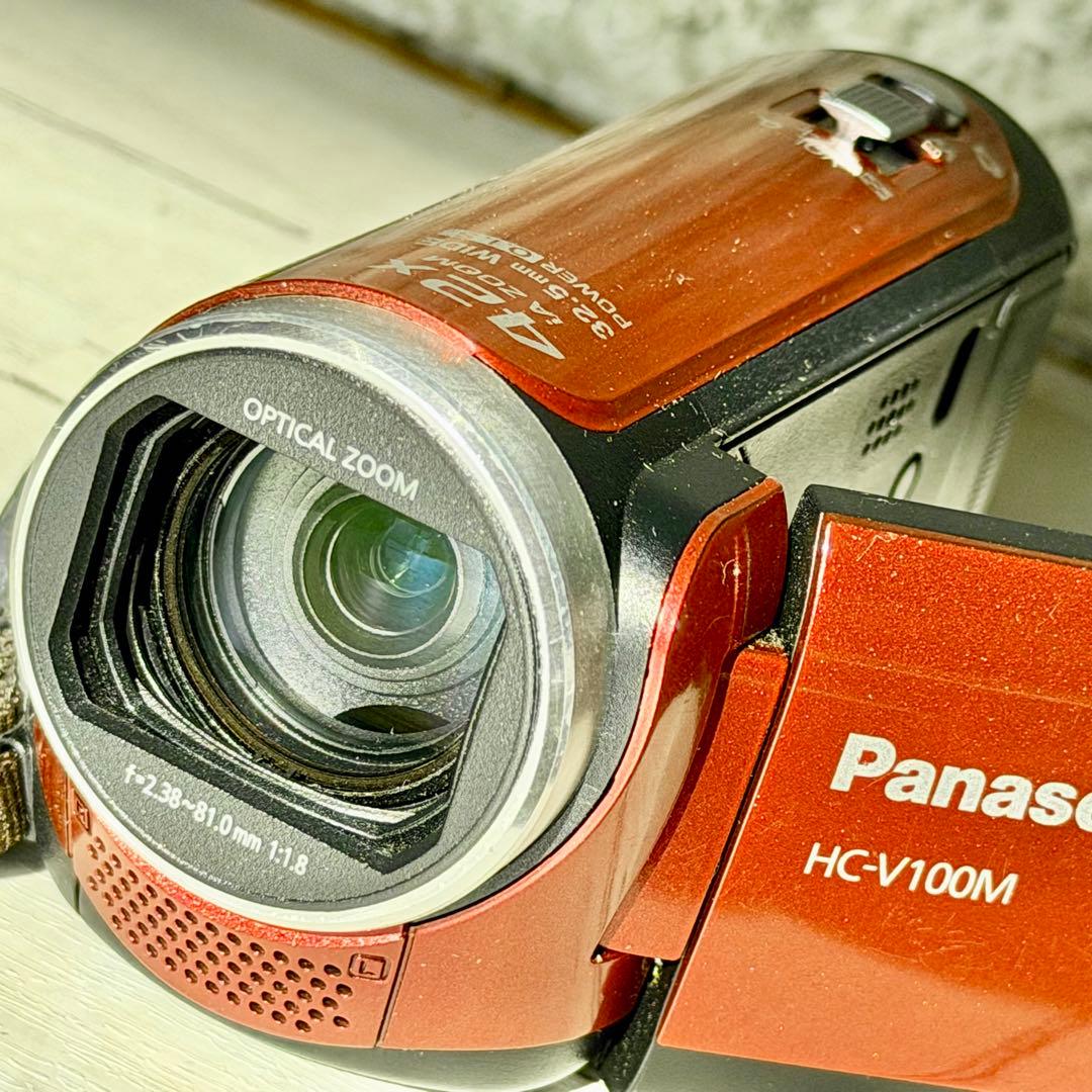 Panasonic「HC-V100M」デジタルハイビジョンビデオカメラ