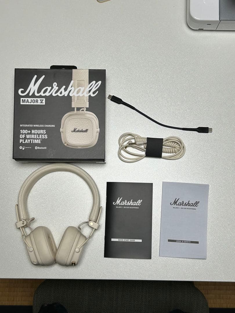 Marshall Major Vワイヤレスヘッドフォン クリーム