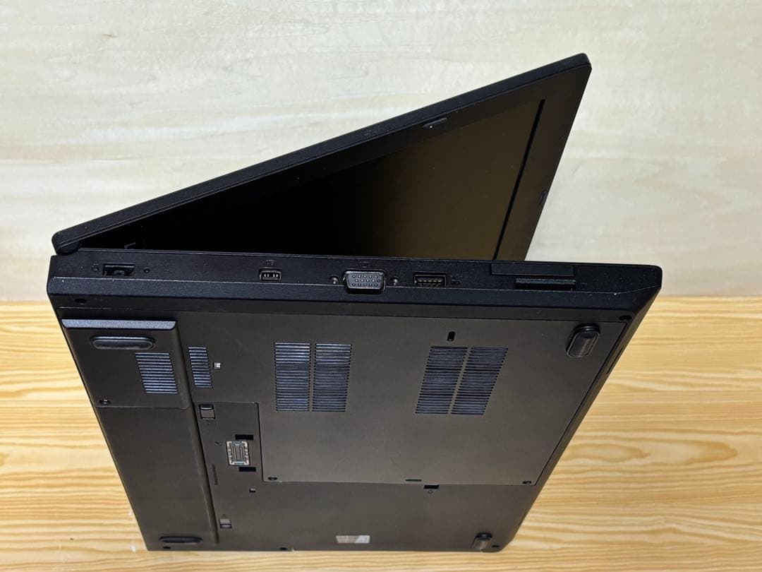 レノボ ノートPC L560 i5-6200 メモリ12GB SSD120GB