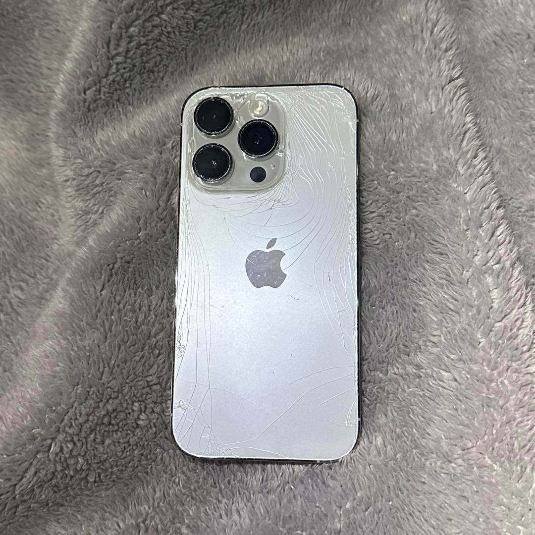 iPhone 14 Pro シルバー 本体 128GB 背面割れ