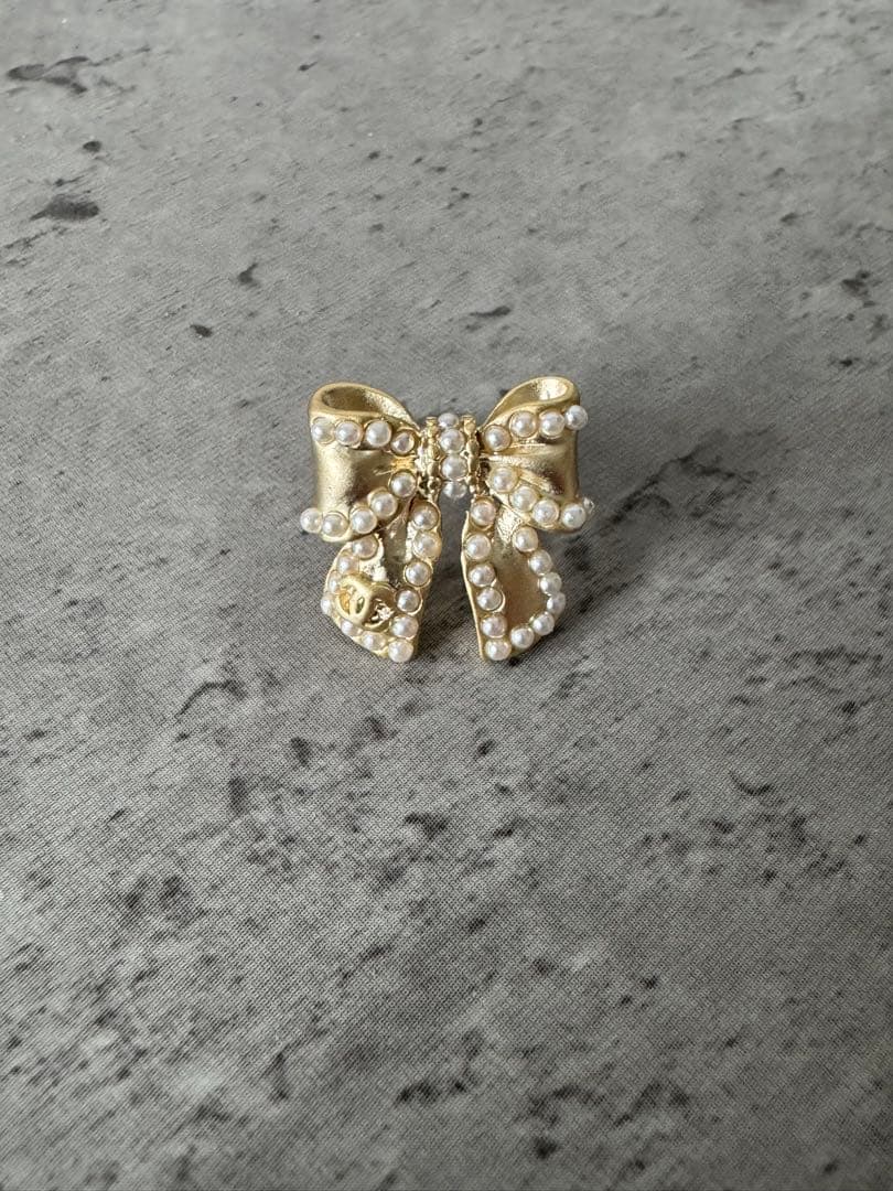 最終お値下げ CHANEL シャネル リボン ピアス （片耳のみ）