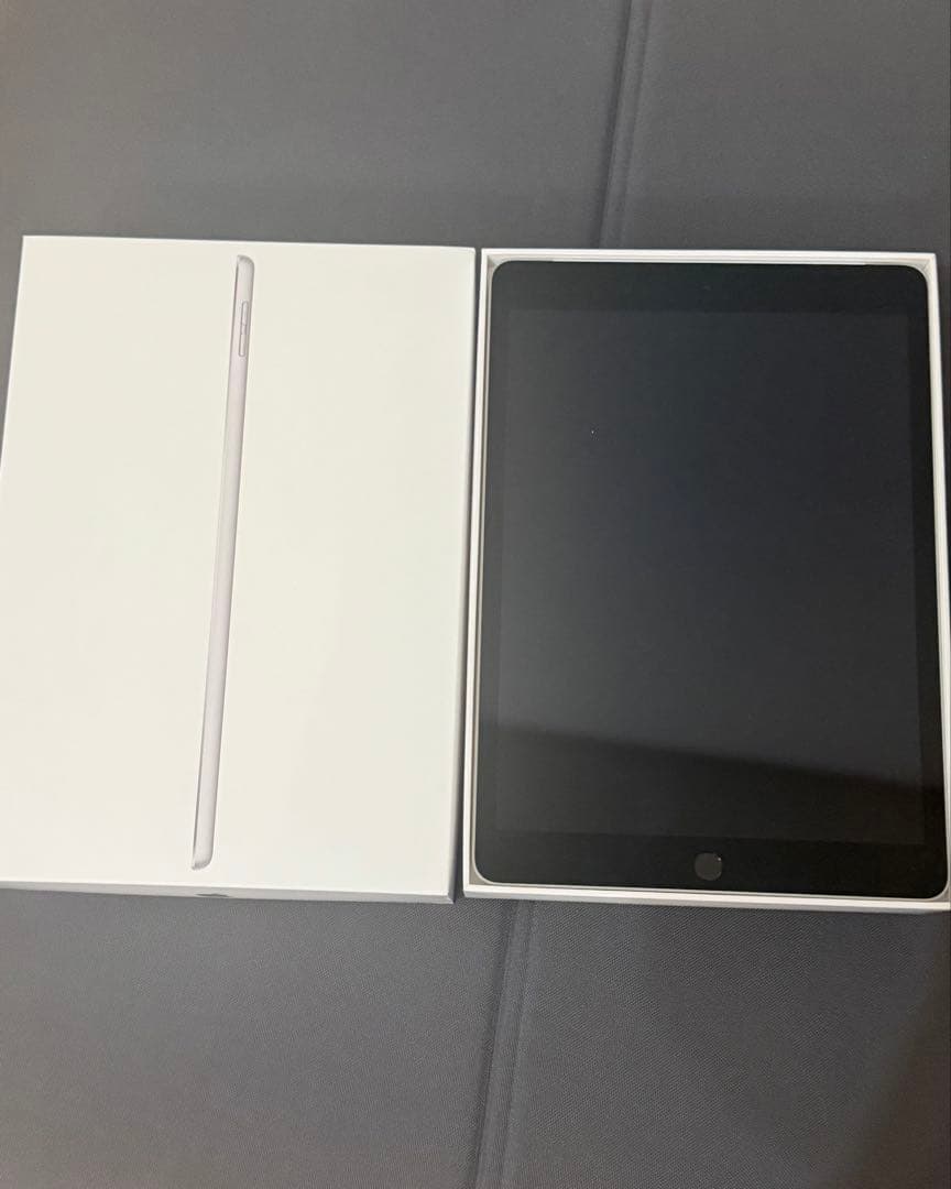 【美品】Apple iPad 第9世代 64G シルバー Wi-Fi セルラー