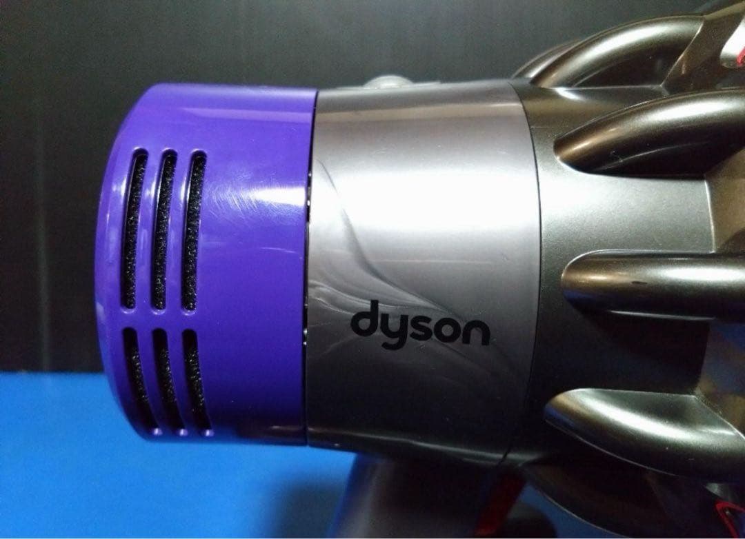 【美品】V10 SV-12 サイクロン式 コードレスクリーナー