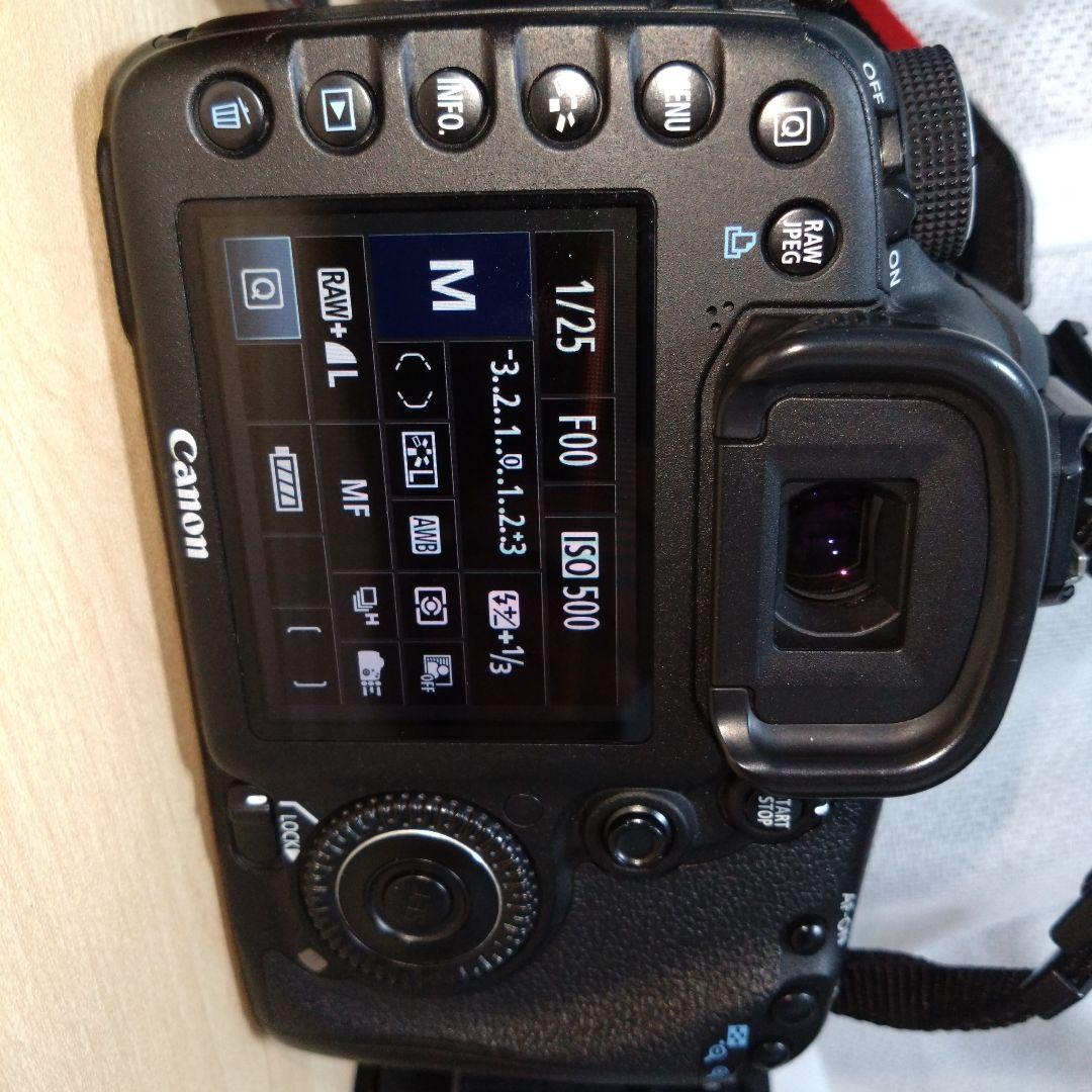 【レンズ付き】EOS 7D