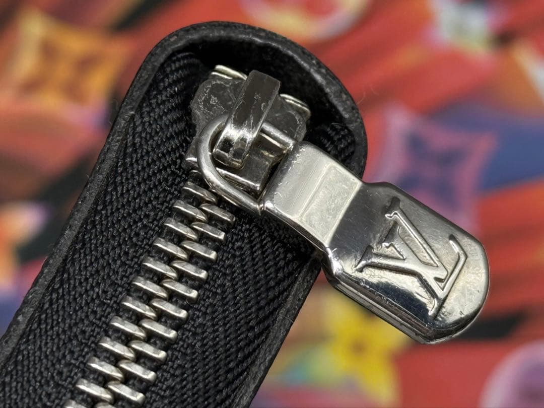 超極美品！ルイヴィトン　グラフィット　ジッピーオーガナイザーNM