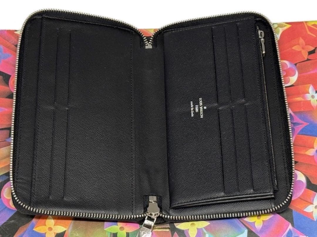 超極美品！ルイヴィトン　グラフィット　ジッピーオーガナイザーNM