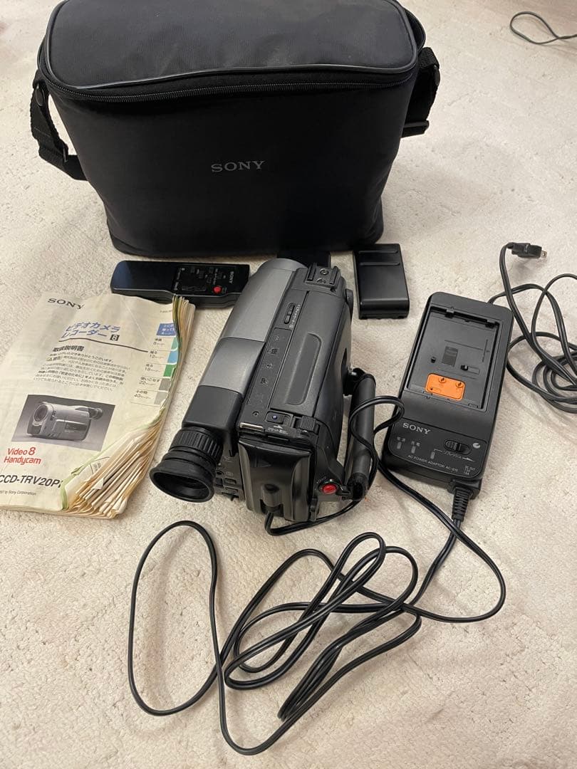 【動作品＆美品】SONY CCD-TRV20 8ミリビデオカメラ✴︎デジタル化に！