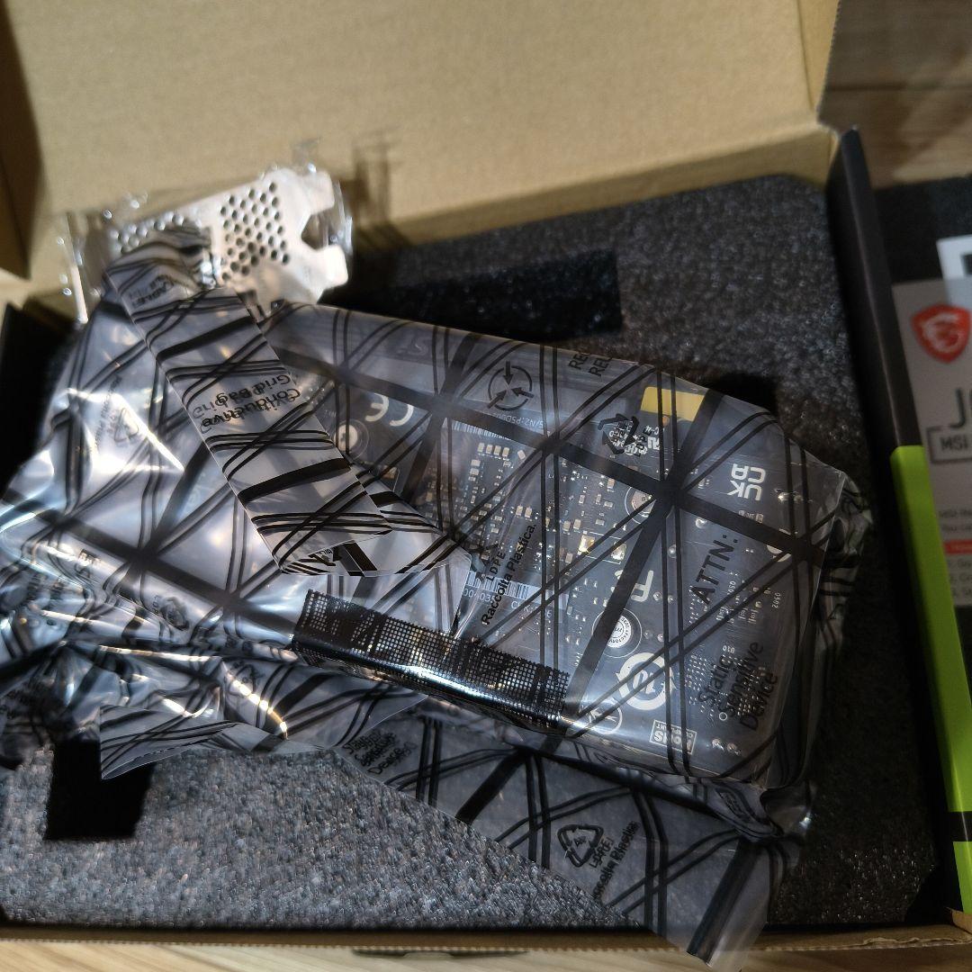 新品未使用・MSI GeForce RTX 3050 6GB GDDR6 OC