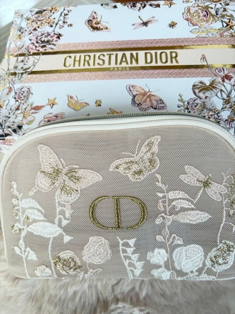 ディオール　化粧ポーチ　マザーズデイ　ノベルティ　ギフトボックス