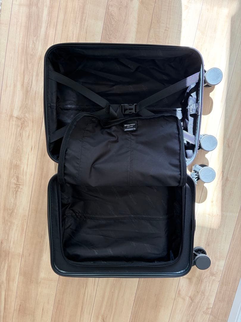 スーツケース(ブラック):Sサイズ機内持込可