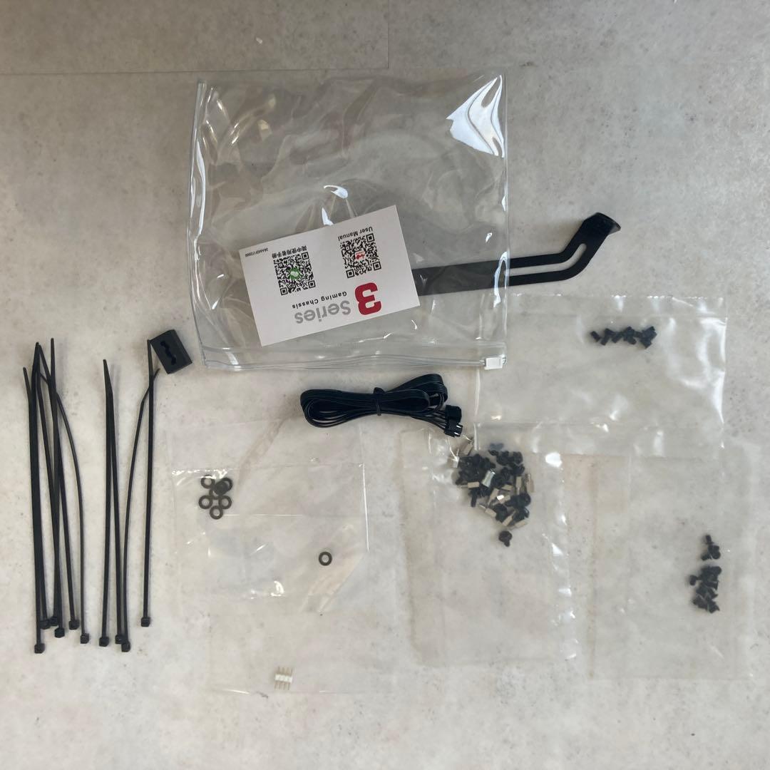 In Win PCケース 303C Black