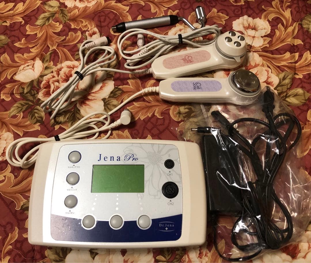 ラ*ウ様 【美品】ジェーナプロ(美顔器)