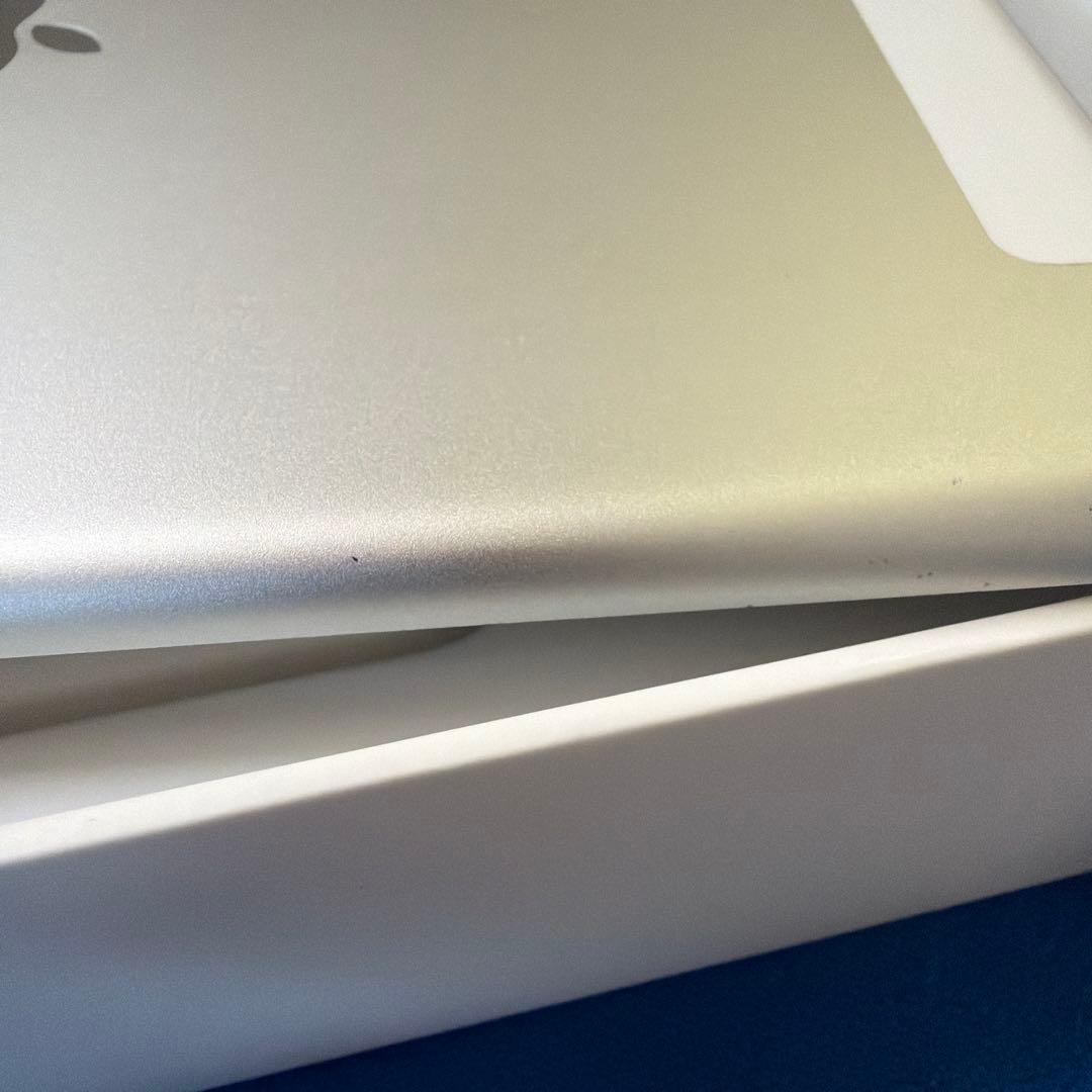 Apple iPad mini 4 シルバー 128GB Wi-Fi セルラー