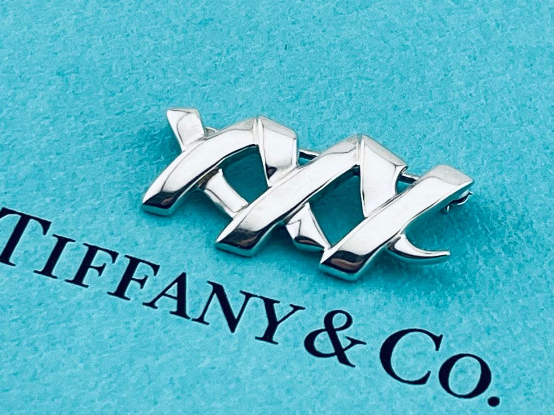 f010 希少　ティファニー　トリプル　キス　xxx ブローチ　シルバー　925