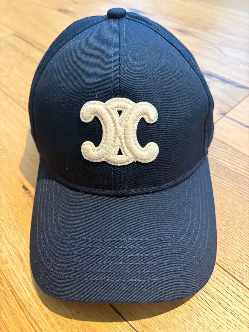 CELINE ネイビーキャップ【週末限定安値】