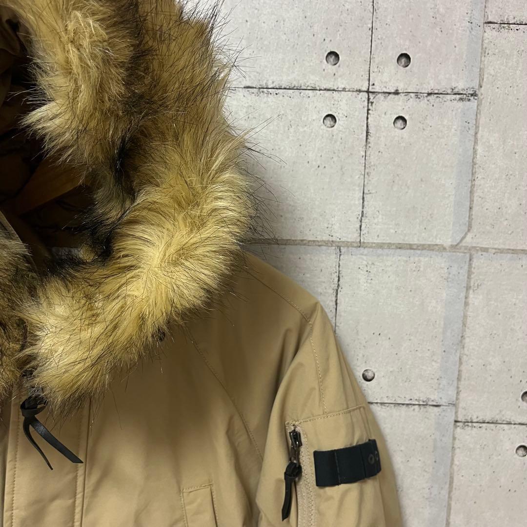 【海外限定】【ホワイトレーベル】ノースフェイス　ダウンジャケット　レディースM