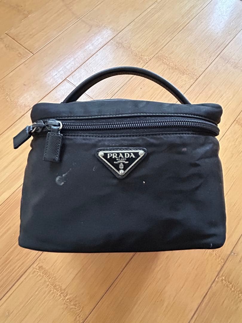 ジ*K様 PRADA ブラック ナイロン ポーチ