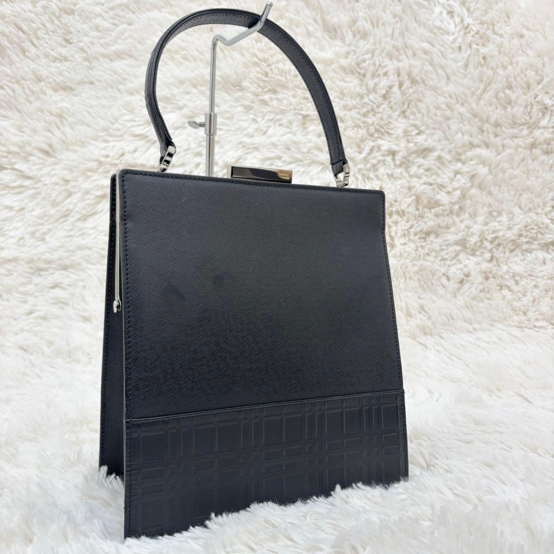 バーバリーロンドン サフィアーノレザー ノバチェック 冠婚葬祭 黒