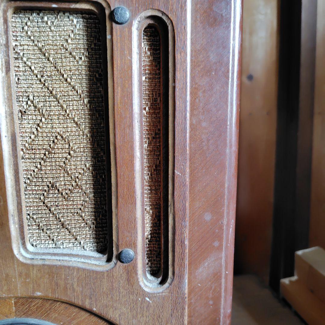 お年玉価格　真空管ラジオ ブラウン