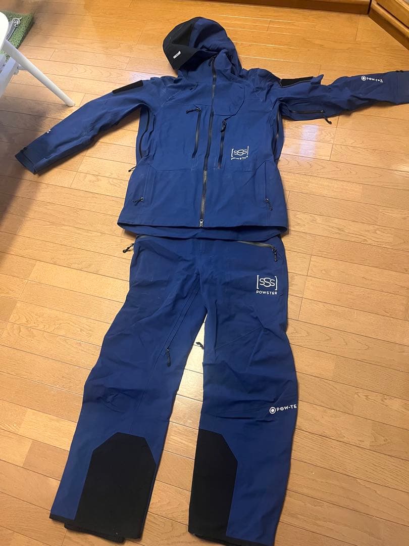 専用　POWSTER スノーボードウェア ジャケットとパンツセット