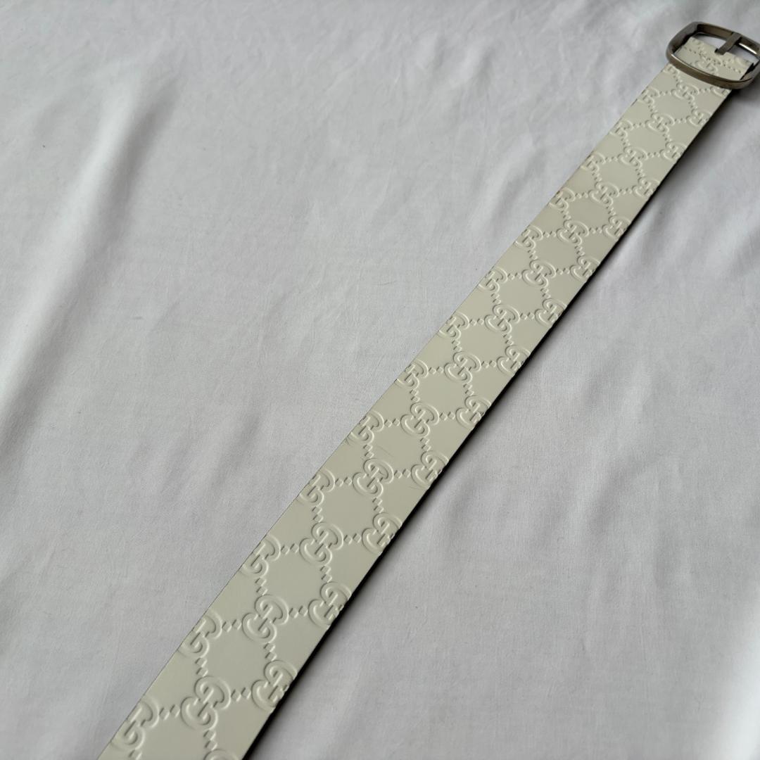 良品 GUCCI グッチ シマ レザーベルト 型押し ホワイト 80-85