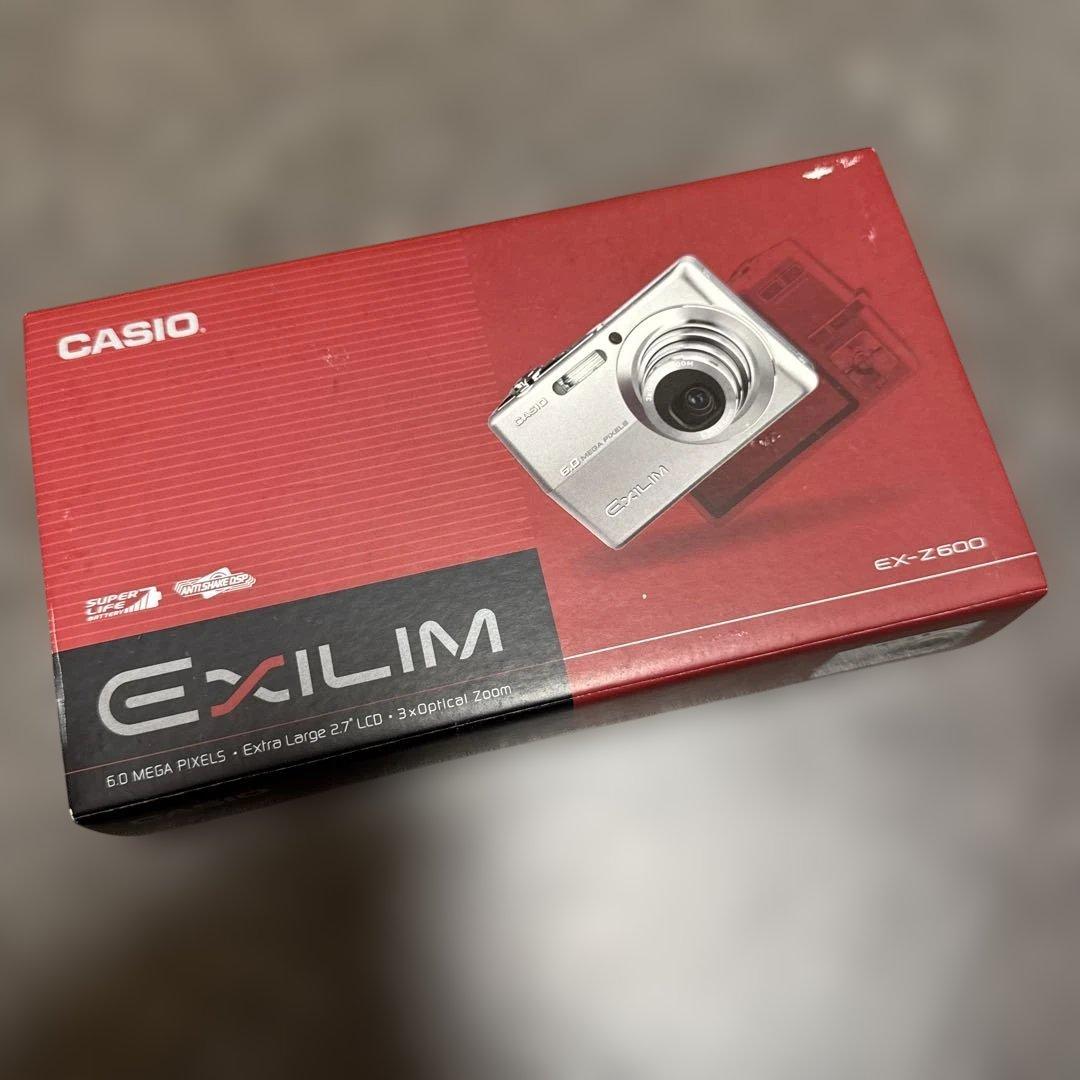 美品　CASIO カシオ デジカメ EXILIM EX-Z600 デジタルカメラ