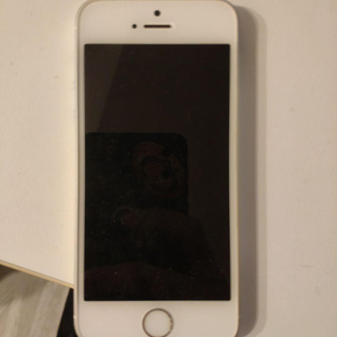 スマートフォン本体 iPhone SE Silver 32 GB au