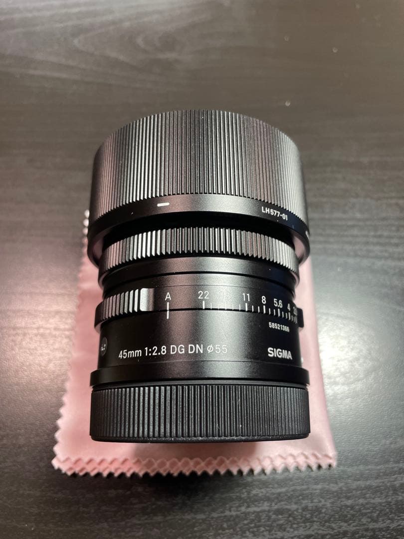 未使用品　SIGMA 45mm F2.8 DG DN レンズ　Lマウント