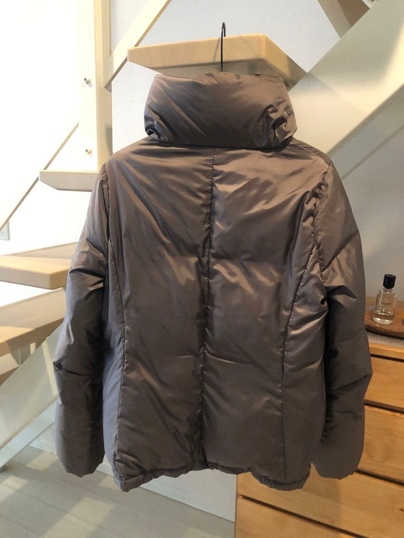 セオリー　リュクスダウンジャケット