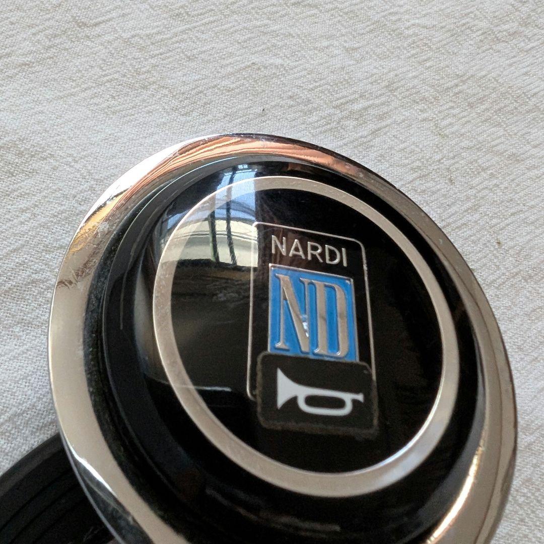 ナルディ　NARDI　ウッドステアリング　ホーンボタン　旧車　レトロ
