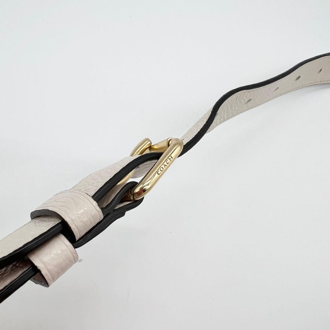 極美品✨コーチ　COACH　ボディバッグ　シボ革　ホワイト　ウエストバッグ