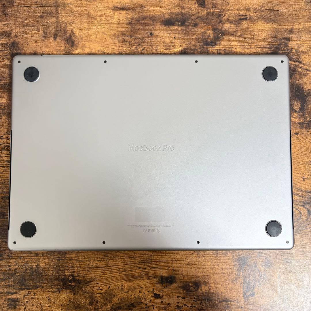 MacBookPro 16インチ M1 Pro メモリ16GB SSD512GB