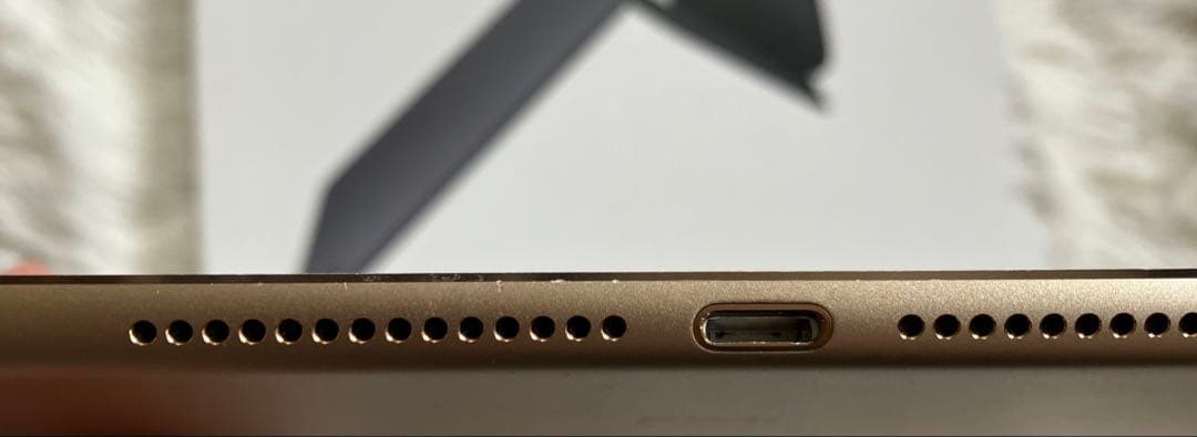 【早い者勝ち】iPad Air2 128GB 【すぐ発送】【付属品】