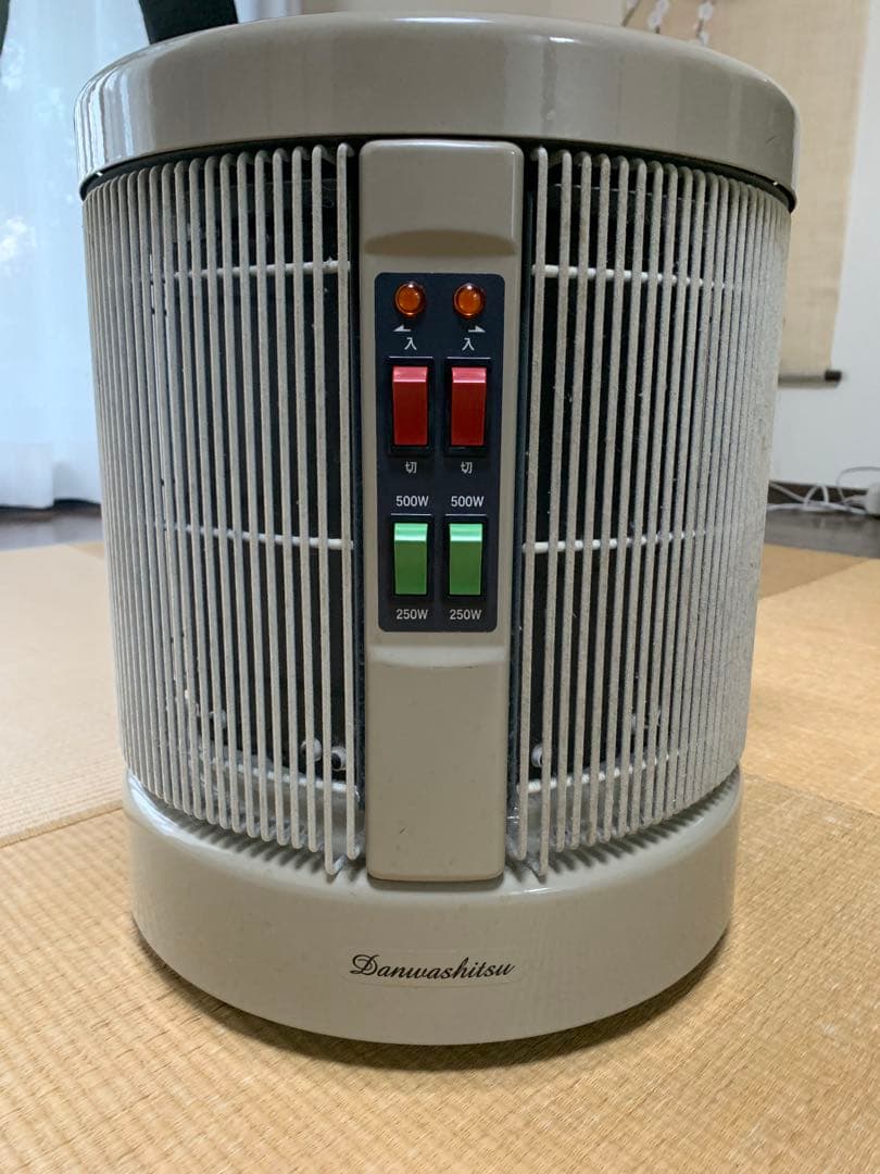 暖話室1000型H 全方位型遠赤外線パネルヒーター