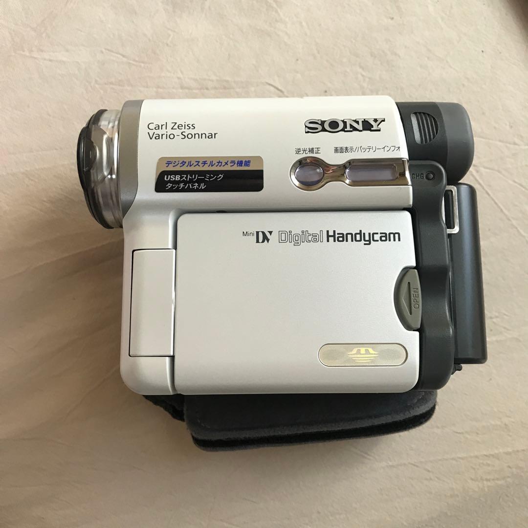 ビデオカメラ sony dcr-trv22