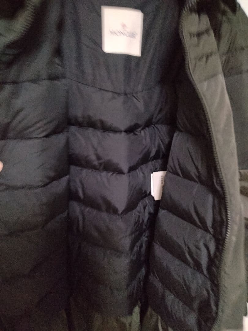 美品　MONCLER　モンクレール　ダウンジャケット