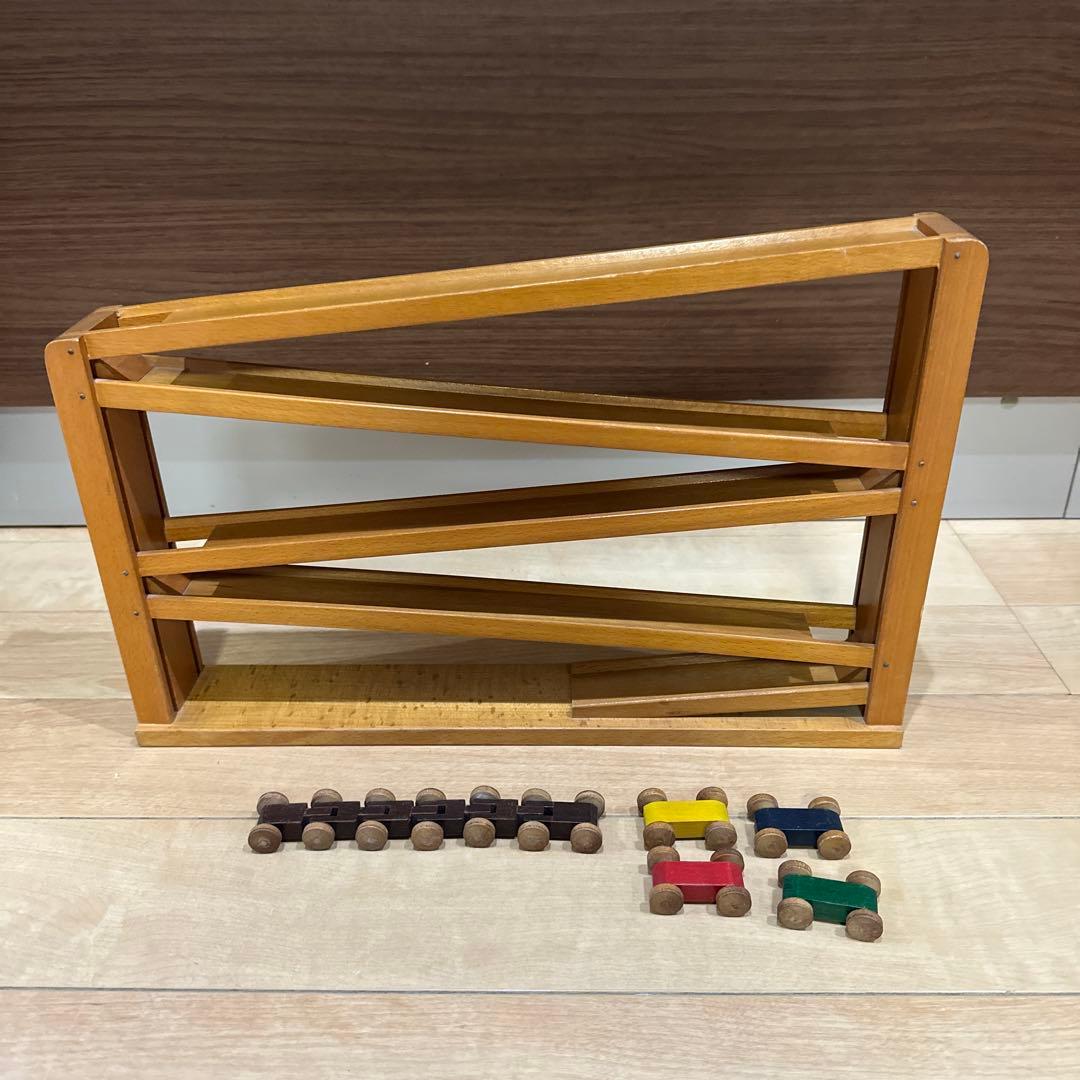 Laufbahn ベック社 トレインカースロープ 木のおもちゃ