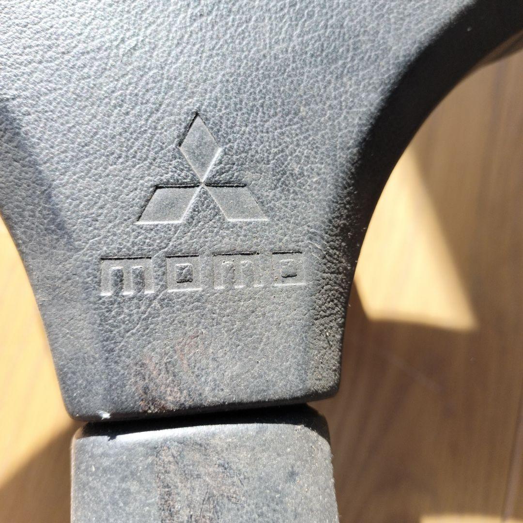 MOMOステアリング　三菱