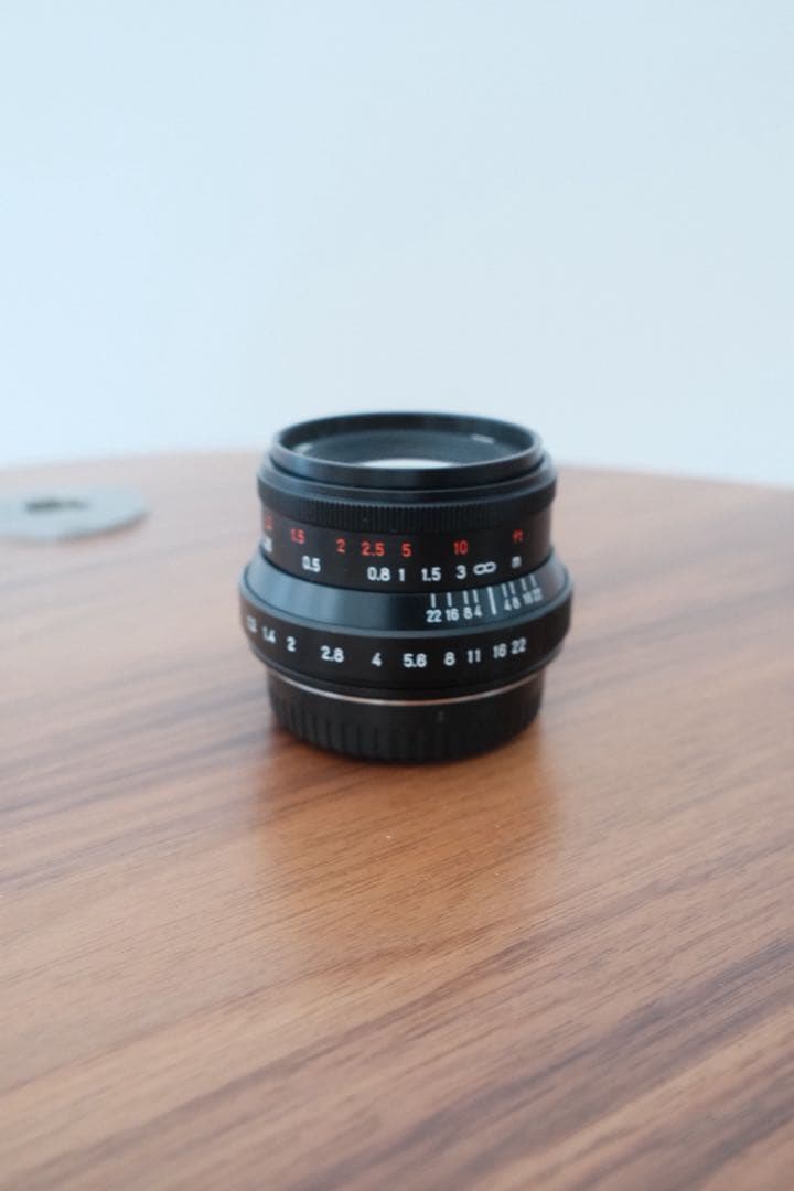 七工匠 7artisans 35mm f1.2 II Xマウント用