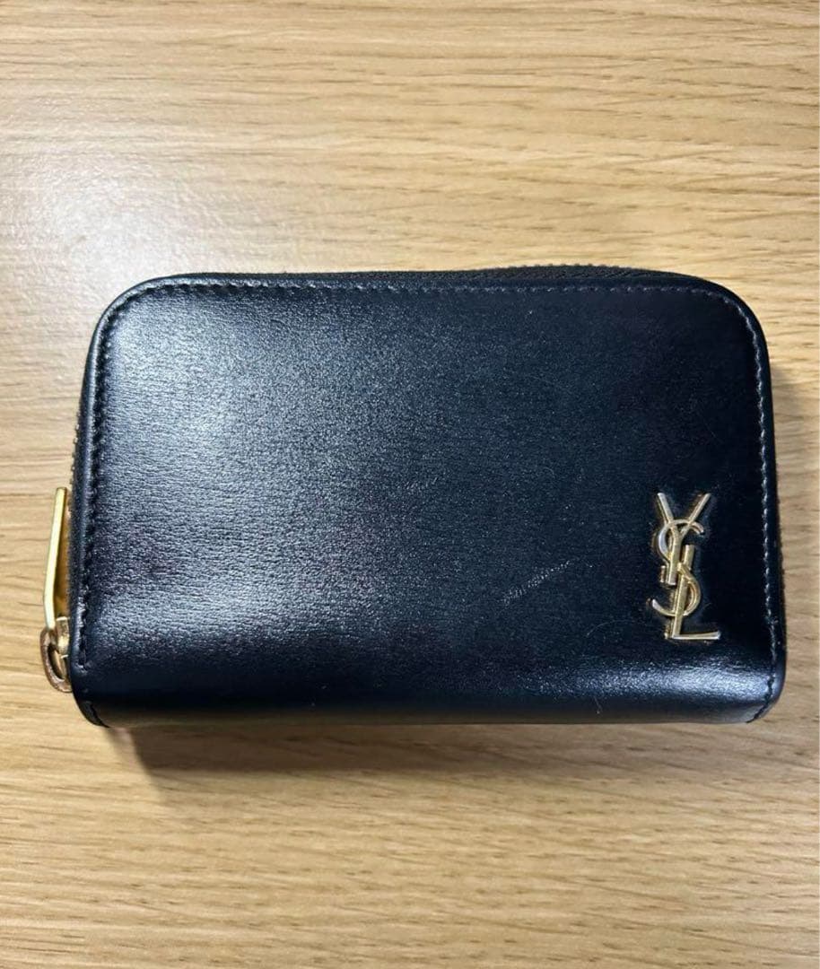 サンローラン SAINT LAURENT 黒 ケース
