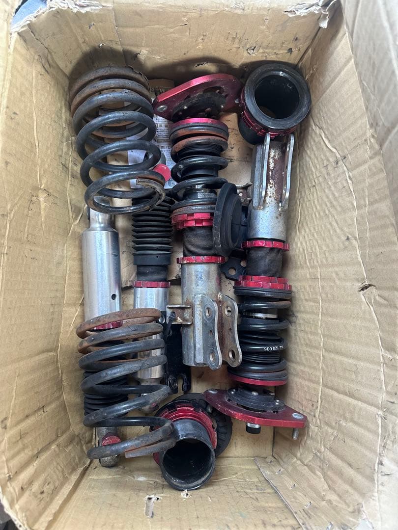 レオン低王　ha23アルト　車高調