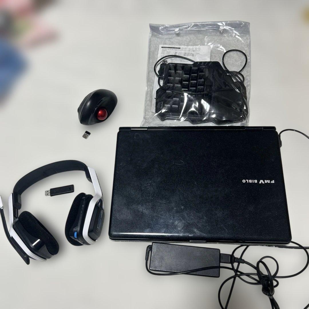 Fujitsu LIFEBOOK ノートPC 本体